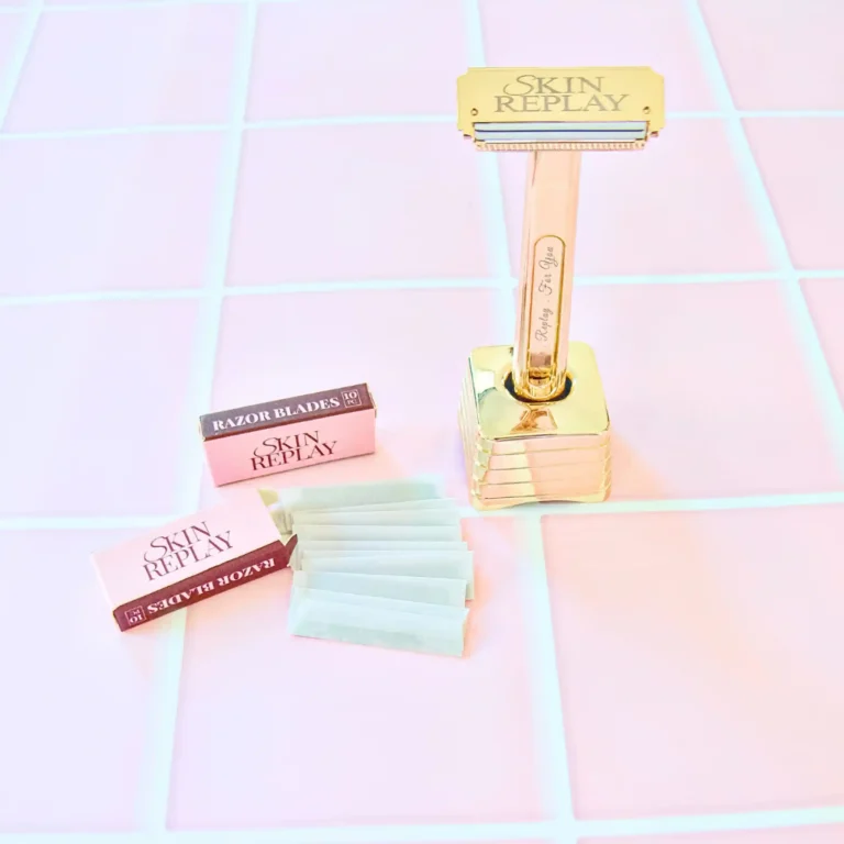 RAZOR BLADES REFILL WITH SKIN REPLAY RAZOR